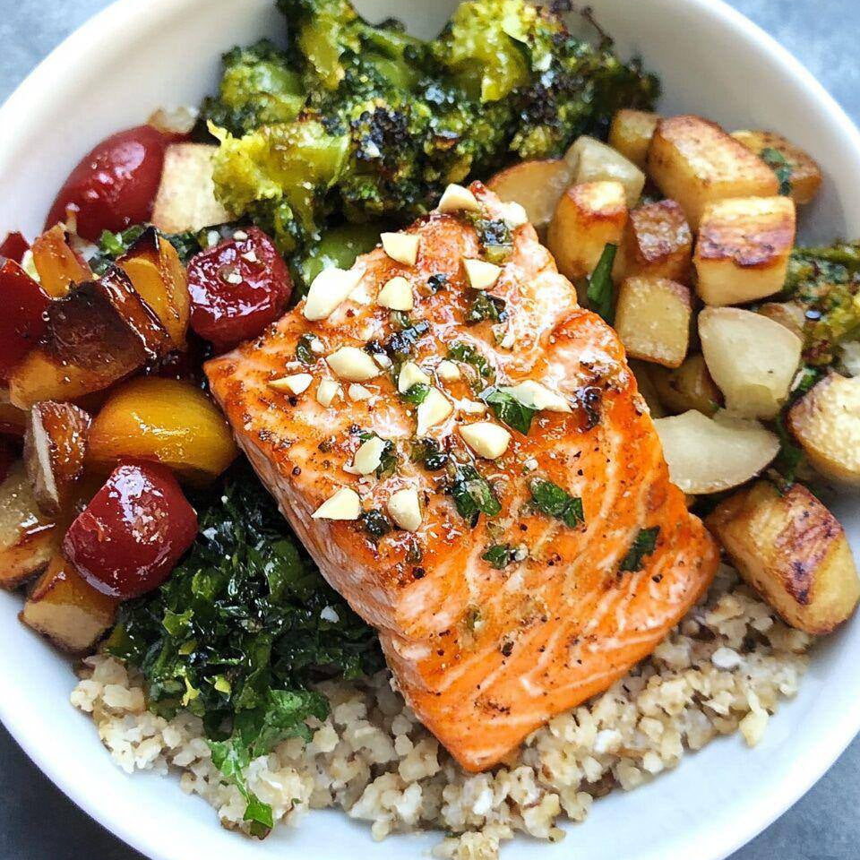Nordic Salmon Bowl (Fish)